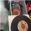 Image 1 : BIN OF CUTTING AND GRINDING DISCS