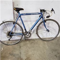 CANNONDALE BLUE ROAD BIKE