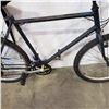 Image 2 : BLACK AND BLUE RALEIGH BIKE