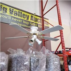 CEILING FAN W/ TRIPLE LIGHT