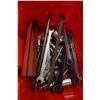 Image 3 : RED BIN OF SNAP ON AND MAC WRENCHES AND SOCKETS