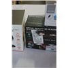 Image 2 : 2 VIRTUAL REALITY HEADSETS AND MASSAGER