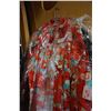 Image 2 : JAPANESE KIMONO AND BLACK MANDARIN DRESSING COAT SIZE 16