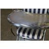 Image 2 : VINTAGE METAL HIGH CHAIR