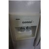 Image 2 : WHITE KENMORE FRIDGE W/ WATER AND ICE DISPENSER