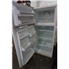 Image 2 : WHITE KENMORE REFRIDGERATOR
