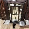 Image 2 : 2 WALL MOUNTED TEALIGHT HOLDERS