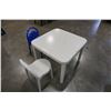 Image 2 : WHITE KIDS TABLE AND 2 CHAIRS