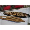 Image 1 : HAND-PAINTED HAND-CARVED PLAQUES