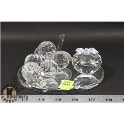 CRYSTAL APPLES AND GRAPES