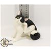 Image 1 : NEW BLACK AND WHITE CAT FIGURE