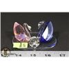 Image 1 : CRYSTAL SWANS ON STAND