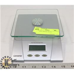 STARFRIT DIGITAL SCALE.