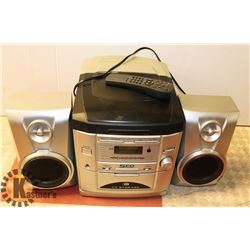 5 CD CHANGER WITH 3 SPEAKERS.