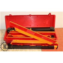 GROTE EMERGENCY TRIANGLE FLARE KIT.