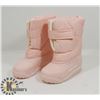 Image 1 : NEW WEATHER GUARD SIZE 9 GIRLS, KIDS WINTER BOOTS