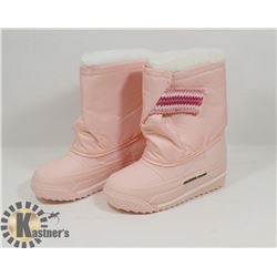 NEW WEATHER GUARD SIZE 13 GIRLS, KIDS WINTER BOOTS