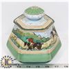 Image 1 : VINTAGE NIPPON HAND PRINTED HUMIDOR