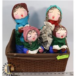 BASKET OF CAROLERS