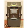Image 1 : REALISTIC KARAOKE MACHINE NEEDS MIC