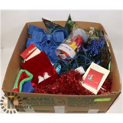 LARGE BOX OF CHRISTMAS ITEMS INCL. LED