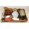 Image 1 : FLAT OF ASSORTED HOUSEHOLD MISCELLANEOUS