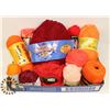 Image 1 : FLAT OF ASSORTED YARN