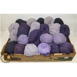 FLAT OF YARN