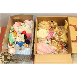 BOX OF 17 BARBIES & BARBIE ACCESSORIES INCL