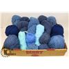 Image 1 : FLAT OF ASSORTED YARN