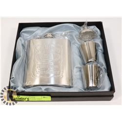 JACK DANIELS FLASK, SHOT GLASSES AND FUNNEL GIFT