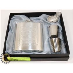 JACK DANIELS FLASK, SHOT GLASSES AND FUNNEL GIFT