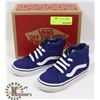Image 1 : VANS "OFF THE WALL" KIDS SIZE 8 SK8 HI ZIP SHOES
