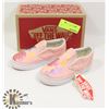 Image 1 : VANS "OFF THE WALL" KIDS SIZE 8 CLASSIC SLIP ON