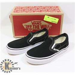 VANS "OFF THE WALL" KIDS SIZE 12 CLASSIC SLIP ON