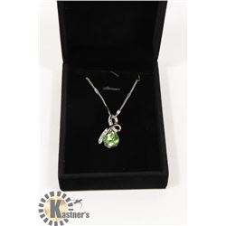 FASHION NECKLACES WITH PENDANT.