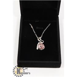 FASHION NECKLACES WITH PENDANT.