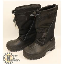 WEATHER SPIRITS BOYS SIZE 13 BLACK WINTER BOOTS.