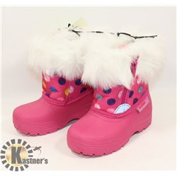WEATHER SPIRITS GIRLS SIZE 7 WINTER BOOTS.