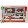 Image 1 : HOLIDAY EXPRESS CHRISTMAS TRAIN SET.