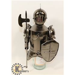 METAL WINE BOTTLE HOLDER KNIGHT,NEW