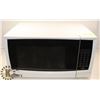 Image 1 : LARGE WHITE DANBY MICROWAVE -