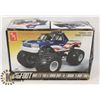 Image 1 : NEW AMT BIGFOOT 1:25 PLASTIC MODEL SET
