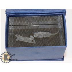 LASER ETCHED "CATS IN PLAY" GLASS DISPLAY