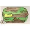 Image 1 : BROWN AND GREEN LIGHTENING BOX