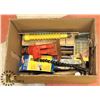Image 1 : BOX OF ASSORTED TOOLS