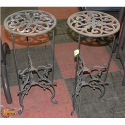 LOT OF 2 METAL PLANT STANDS