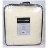 Image 1 : NEW MADISON PARK QUEEN SZ COVERLET SET