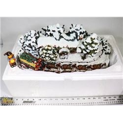 CLYDESDALE COLLECTION HOLIDAY SCENE FIGURINE