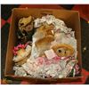 Image 1 : LARGE BOX OF COLLECTIBLE TEDDY BEARS